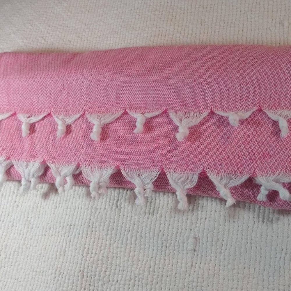 NWOT Wacoal shawl/wrap/scarf brilliant coral raspberry pink w-white stripes